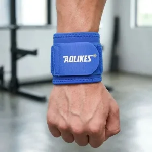 Polsbrace met compressiewrap